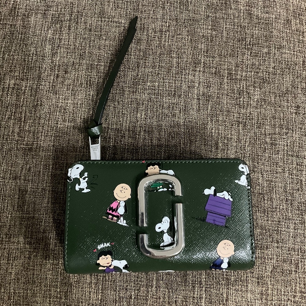 Marc Jacobs x Peanuts snapshot wallet